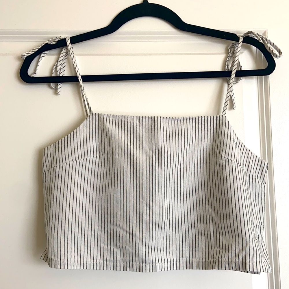 Brandy Melville tie tank top
